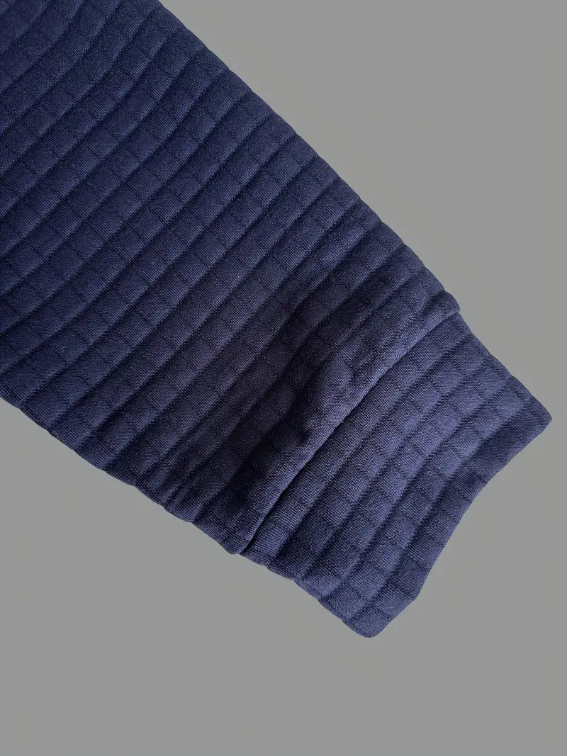 NordicWeave pitkähihainen poolopaita miehille – lämmin, tyylikäs ja mukava